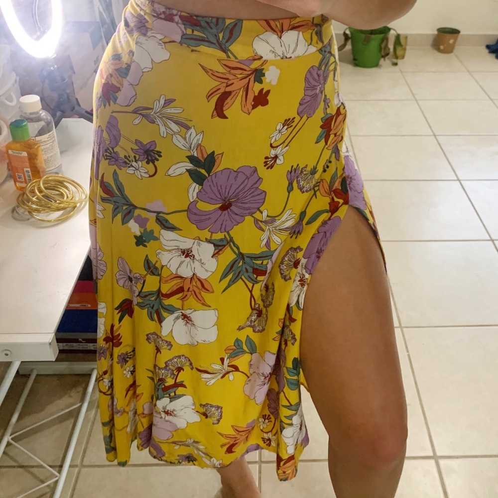 Yellow Maxi Skirt 🌞